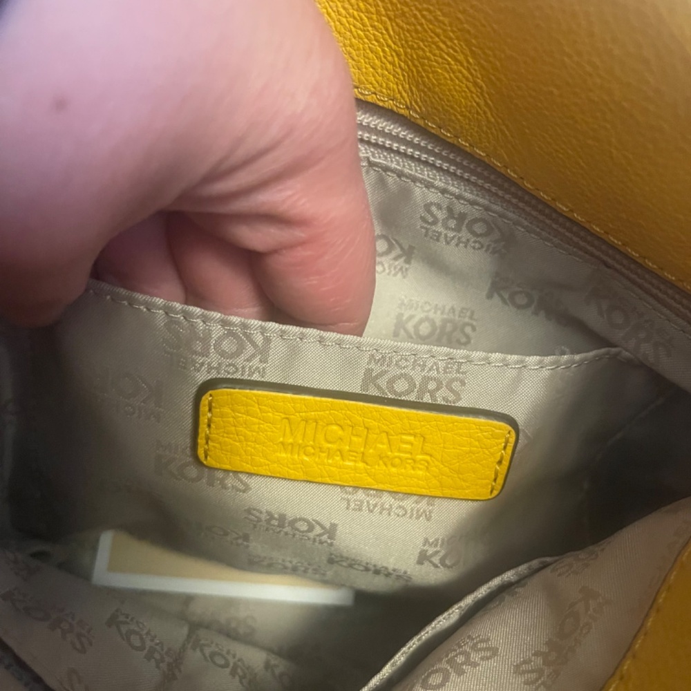 Michael Kors shoulder/crossbody bag/Convertible - Picture 6 of 8